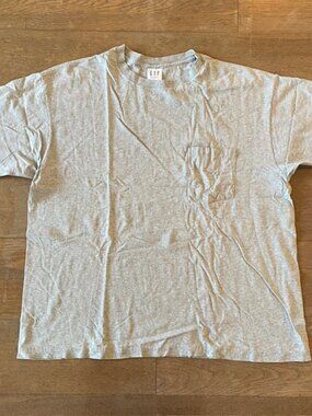 Gap Pocket-T | Size L | Gray
